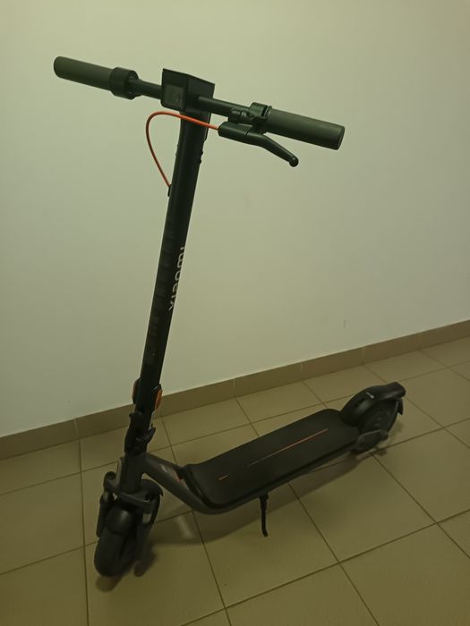 Vând trotineta Xiaomi