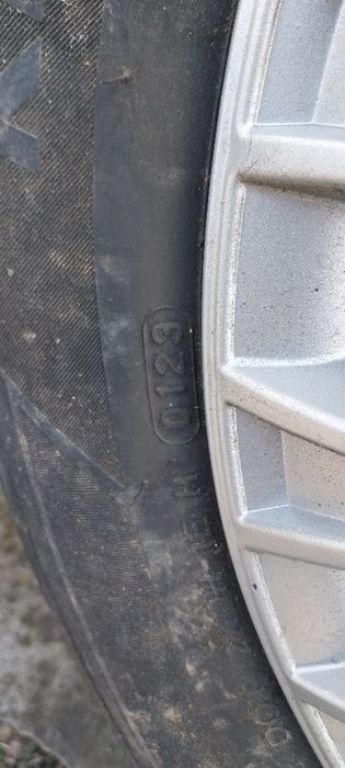 Vând scaune fata plus bancheta spate inclusiv cotiera Renault talisman
