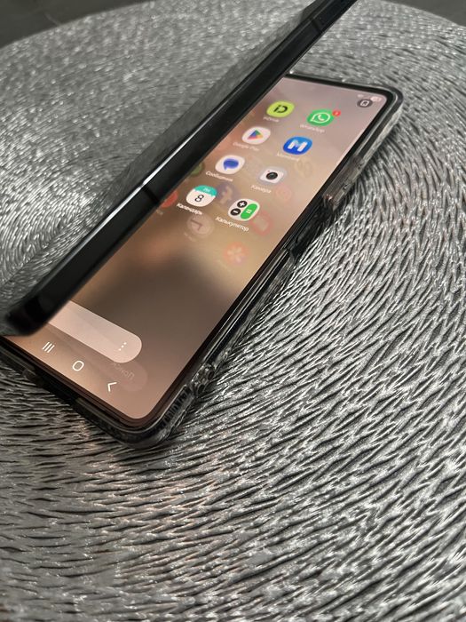 Продам телефон самсунг