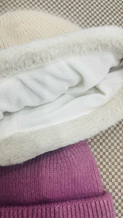 Шапки теплые женские