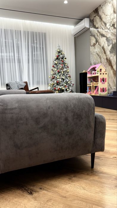 Продам дизайнерский диван