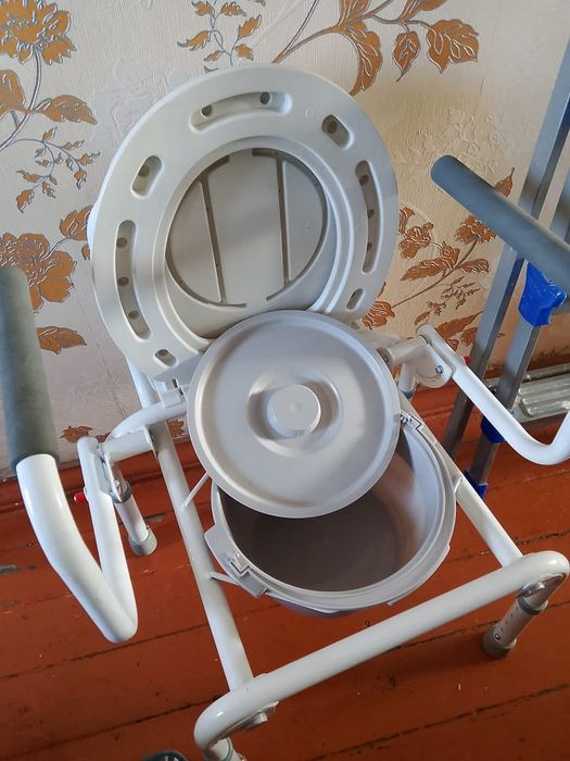 Продаётся туалет для инвалидов