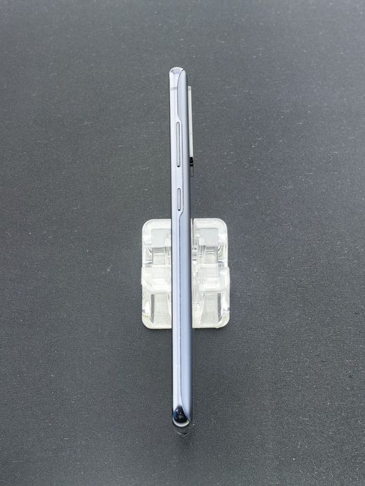 Samsung Galaxy S20 FE  128 GB ID-xrz312