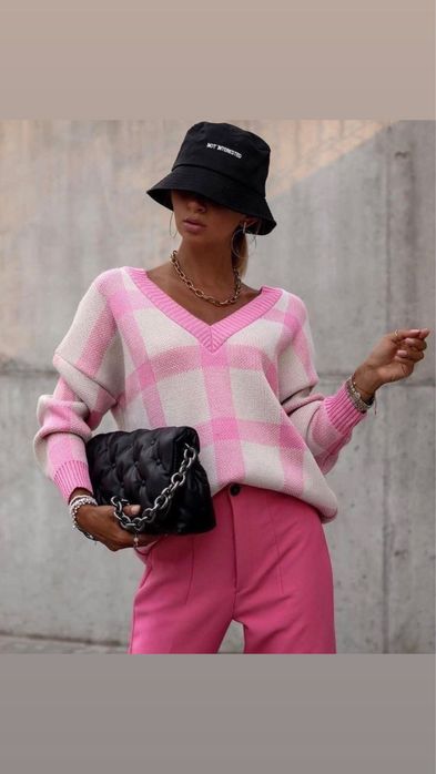 Свитер кофта