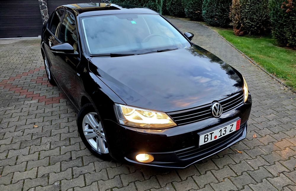 VOLKSWAGEN Jetta 2013 — imagine 2