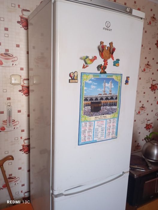 Холодильник продам . Возможно рабочийбу