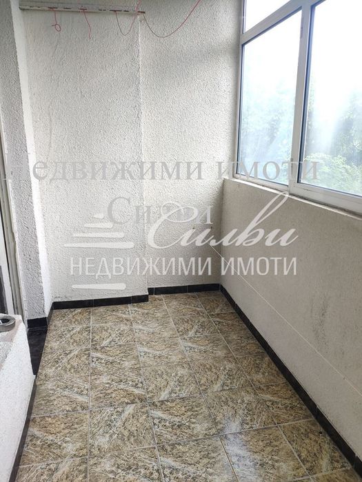 Продава се Тристаен апартамент в Шумен, Тракия - 84 кв.м за 1093 €/кв.м - Снимка #11