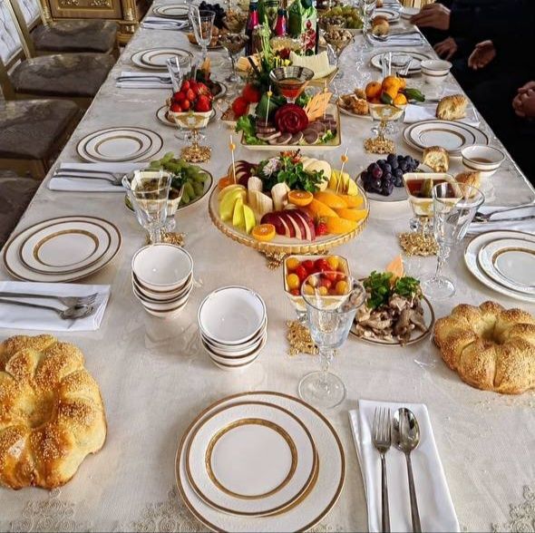 Ichkarida stullarni kesish