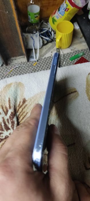 Продам телефон оппо а17