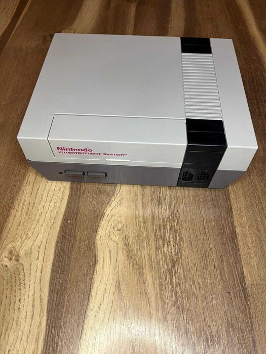Nintendo NES Console