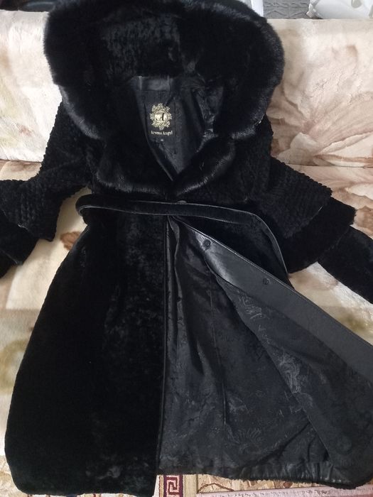 Продам шубку  натуральную