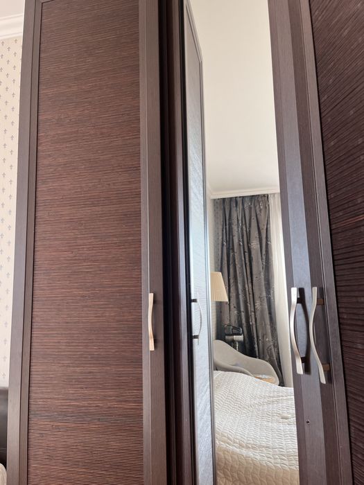 Отдам даром спальный гарнитур