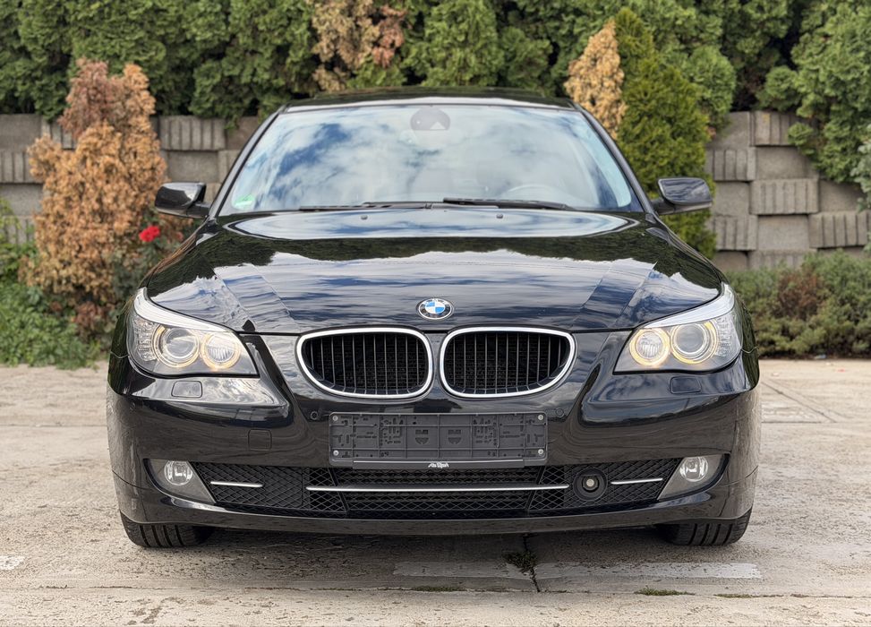 BMW Seria 5 E60 / 520d / 2009 / Night Vision / Soft Close / Scaune cu ventilatie / Comfort Acces