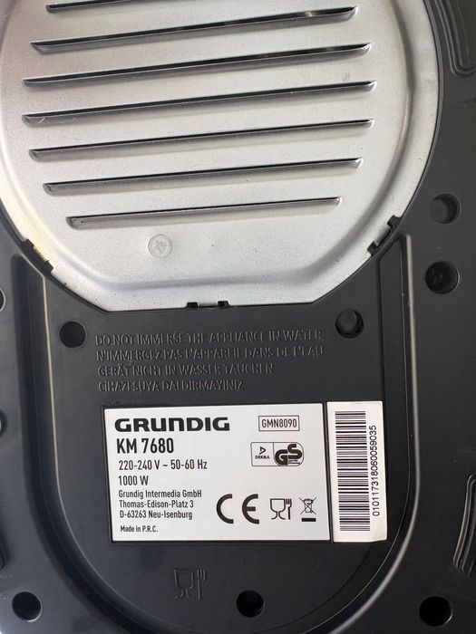 Cafetiera Grundig Delisia KM 7680