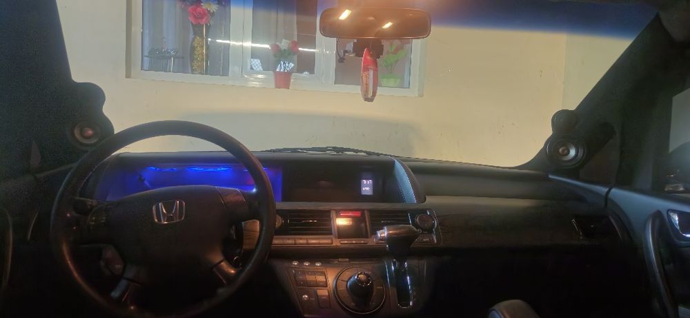 Honda elysion prestige