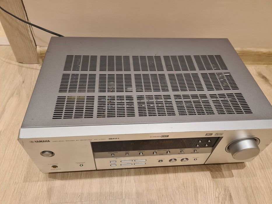 Amplituner YAMAHA RX-V350