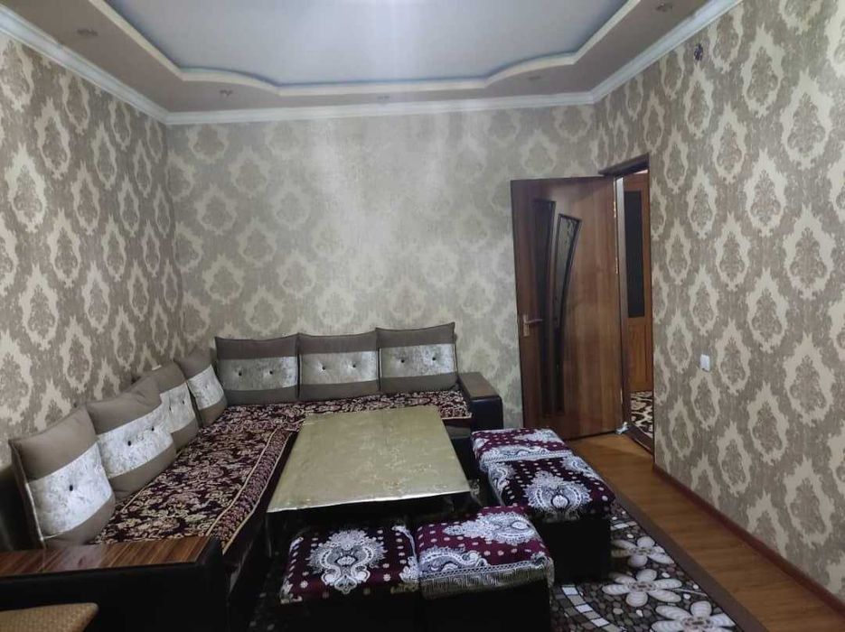 3 xonali kvartira g‘ishtli uy 1 qavatda joylashgan