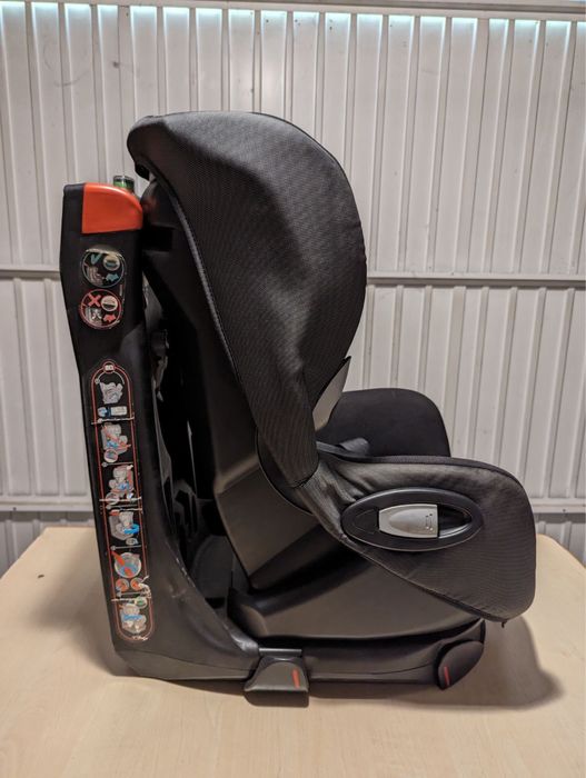 Столче за кола Maxi cosi Axiss