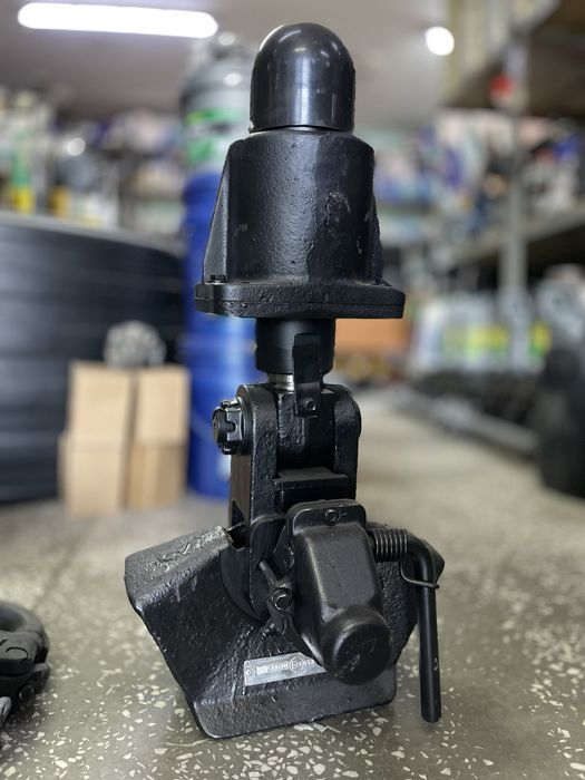 Фаркоп Евро маз