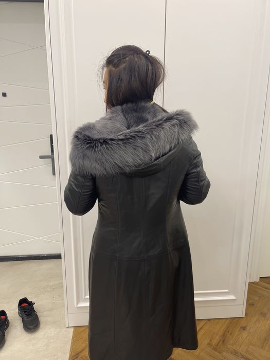 Продам кожанную дубленку