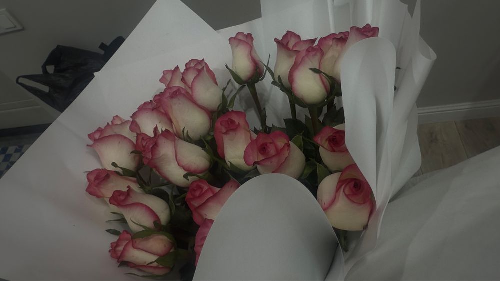 Цветы,25 метровых роз