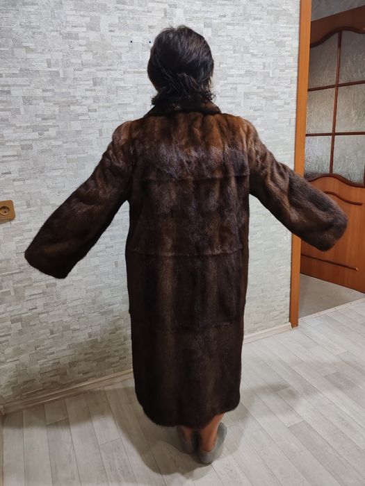 Продам шубу в отличном состоянии