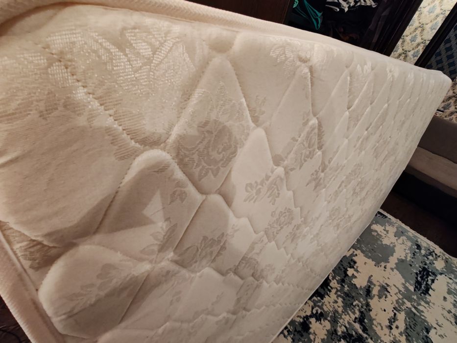 Продается матрац ортопедический