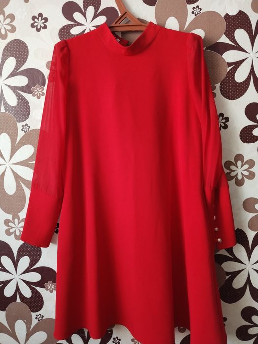 Продам платья недорого