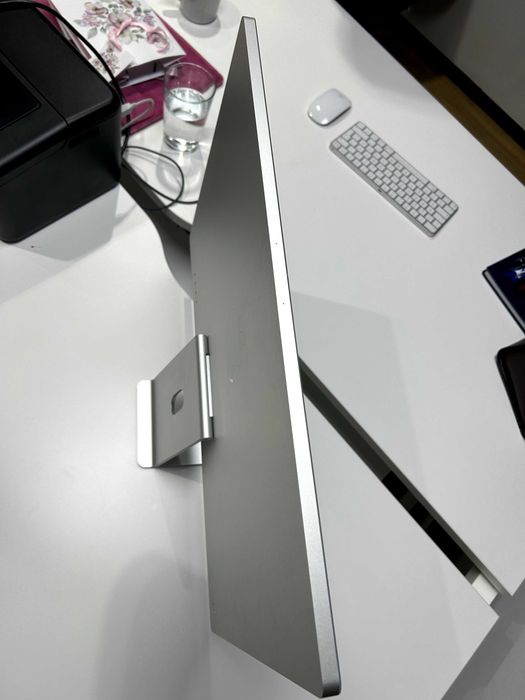 iMac 24” 2024 – Apple M4, 16GB RAM, 512GB SSD – Garanție 2026