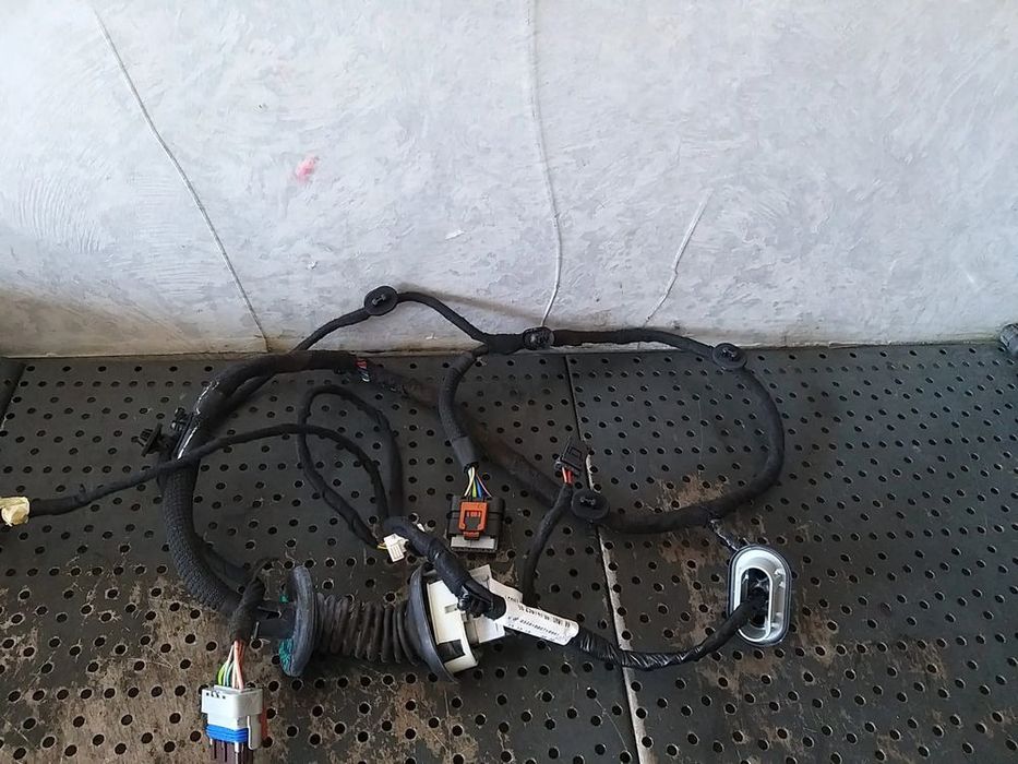 Cablaj instalatie electrica usa dreapta spate peugeot 5008 2 9829074780