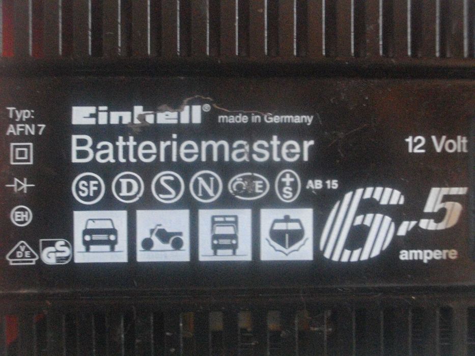 Немски Ексцентър виброшлайф KRESS Зарядно 12V Уред лепене със силикон