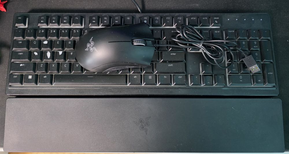 Геймърска клавиатура Razer Ornata V3