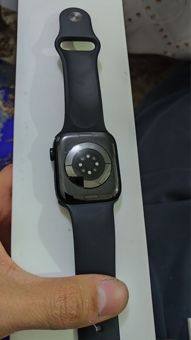 Apple Watch 8 поколение б/у.