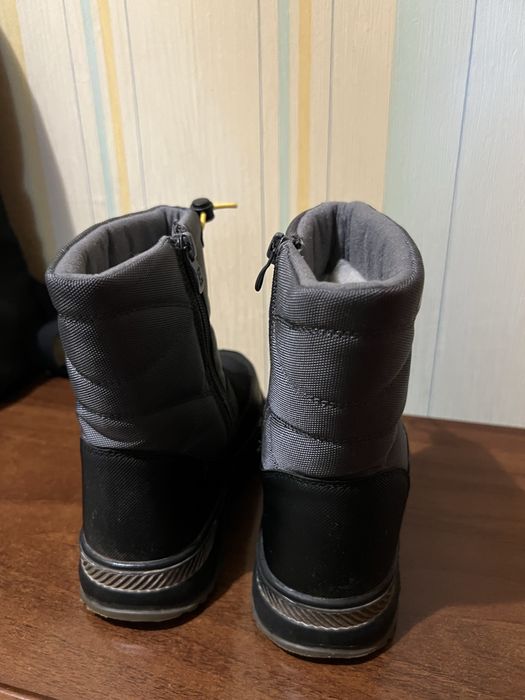 Продам обувь на мальчика