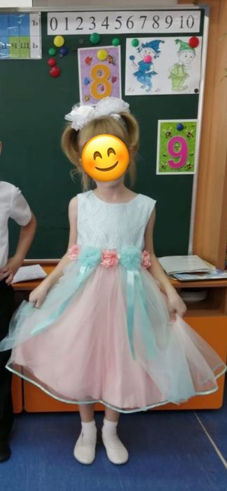 Продам платье для девочки
