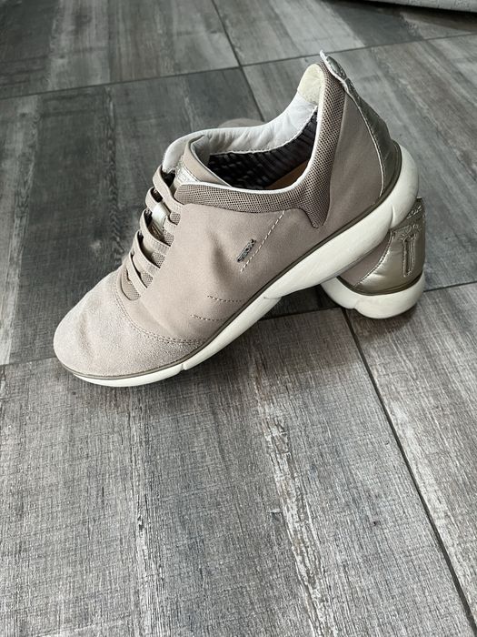 Спортно елегантни обувки Geox inner breathing system