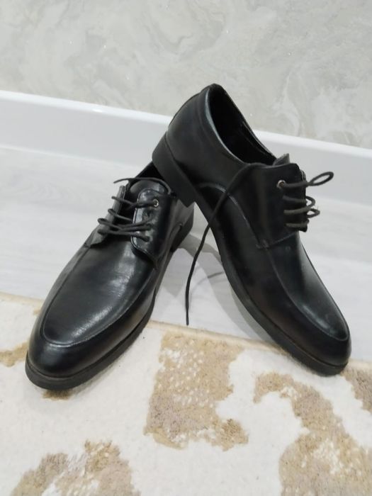 продам новую обувь мужскую