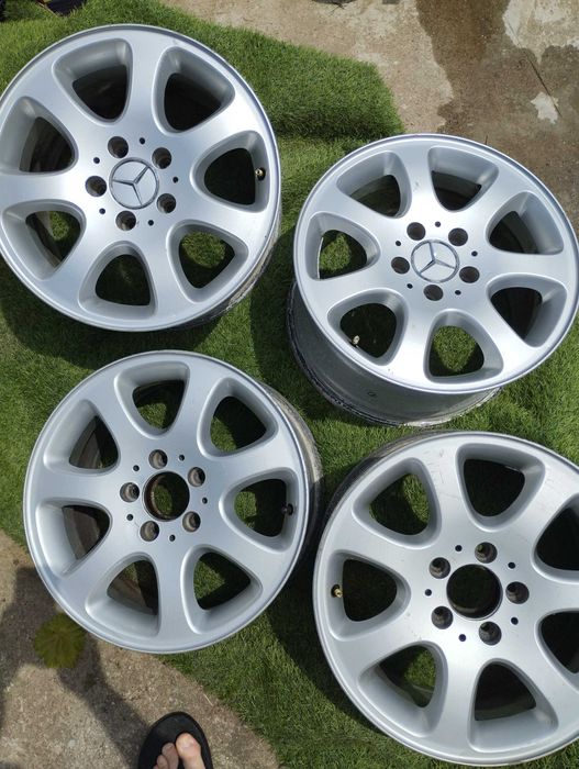 Мерцедес ц класа