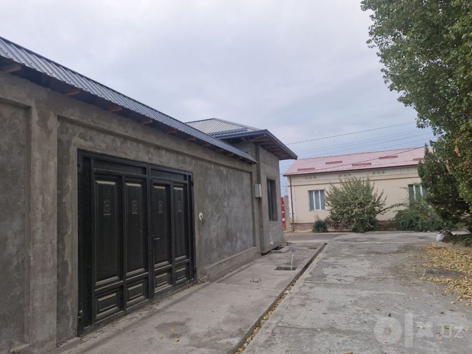 Uy sotiladi srochniy