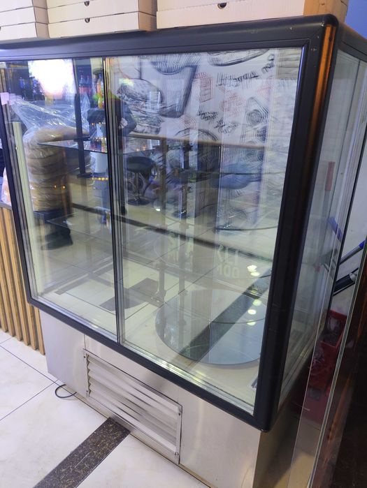 Xolodilnik shirinlik uchun