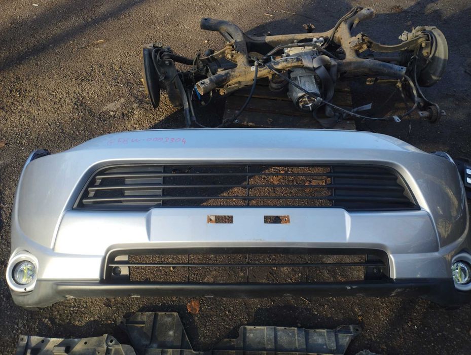 Бампер передний аутлендер 3