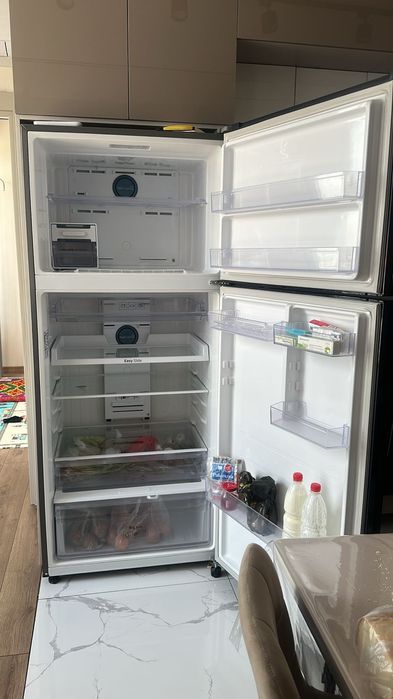 Samsung RT53K6340UT холодильник