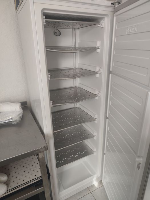 Морозильник Беко