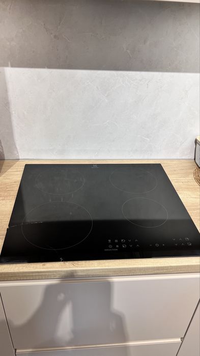 Plita inductie Electrolux LIR60430