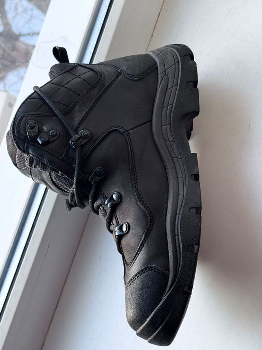 Продам ботинки зимние COLUMBIA