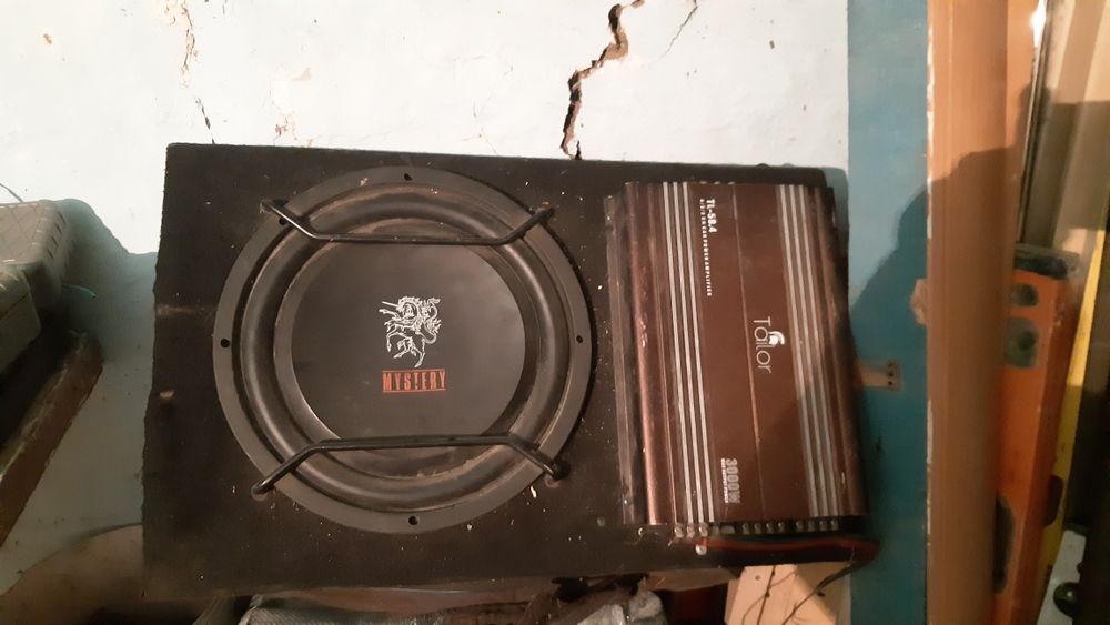 Продам  сабвуфер