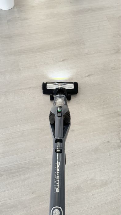 Vand aspirator vertical Rowenta Dual Force 2 in 1