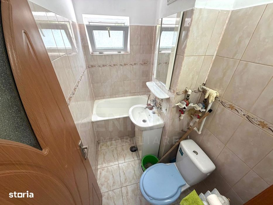 Apartament 2 camere etaj 1 cu teava de gaze 41mp Craiovita