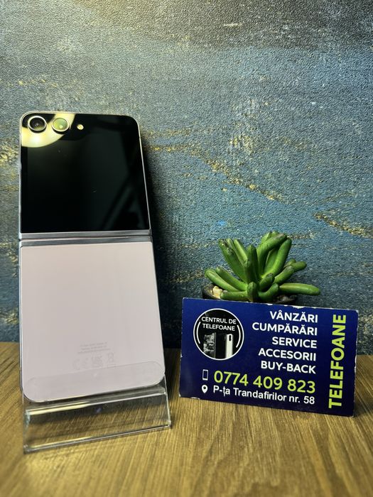 Samsung Galaxy z Flip 5/256Gb/Garantie 2Ani Centrul de Telefoane/Rate