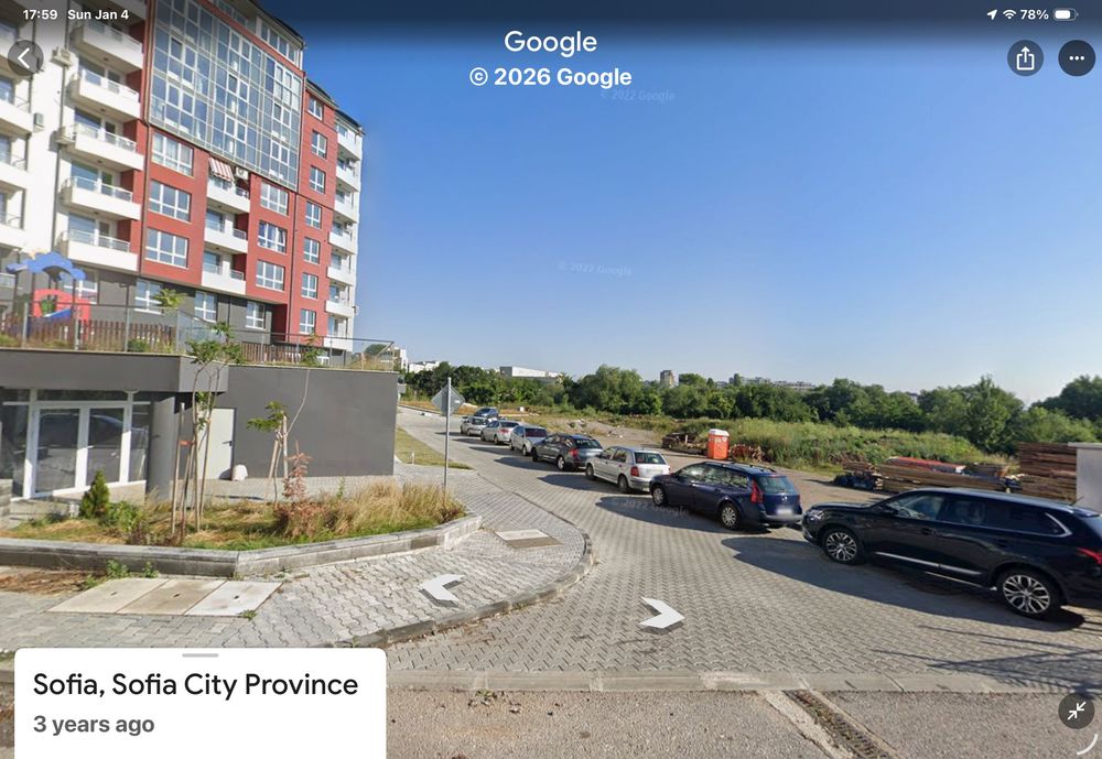 Гараж под наем зачетири коли една до друга младост 4 Лидъл